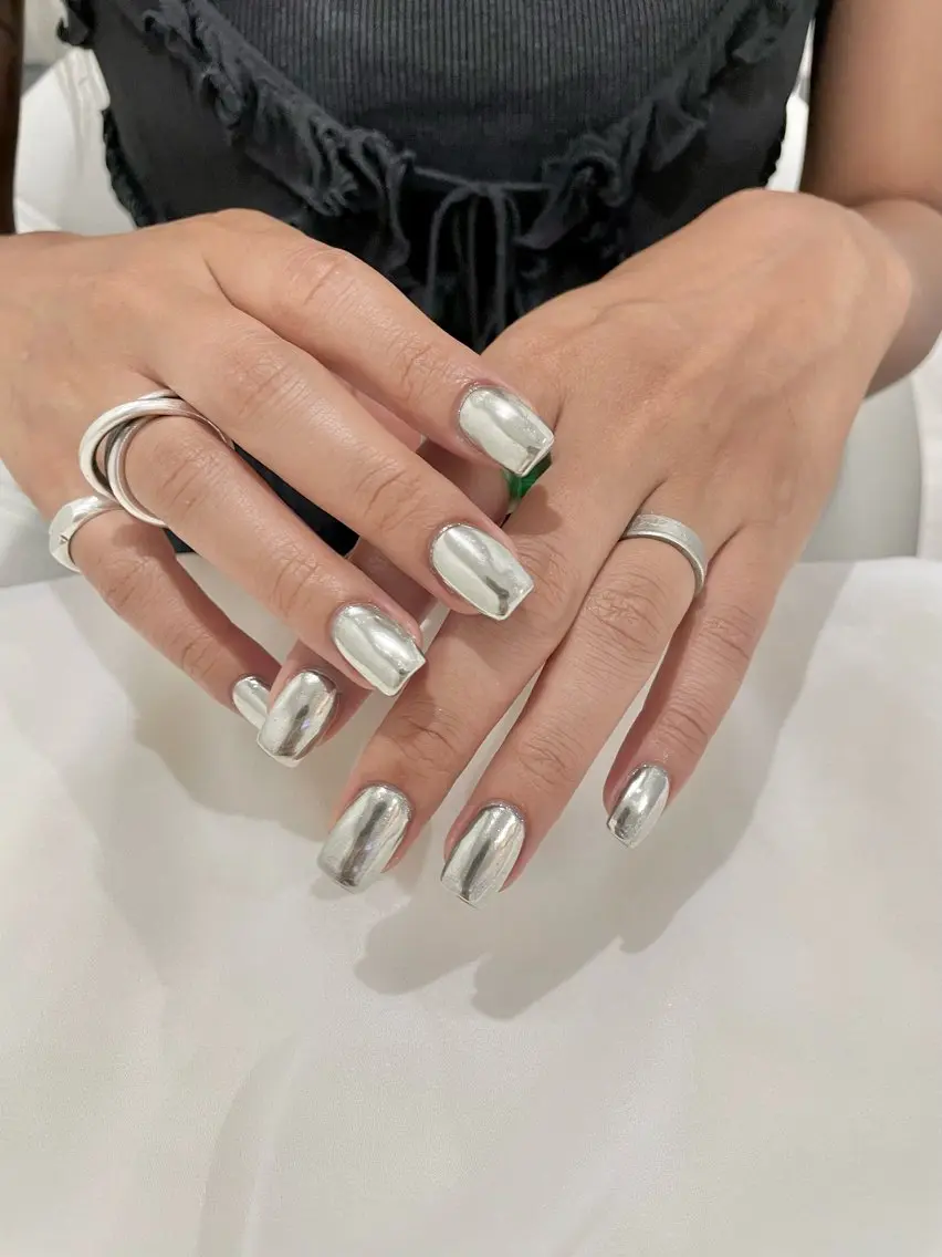 ネイル ミラーネイル ハンドネイル nail salon Soiréeのネイルデザイン