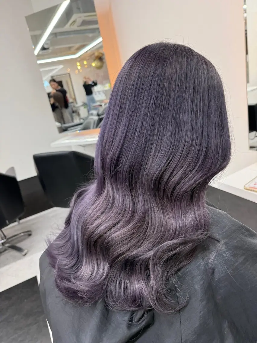 ロング カラー ALEAP owl Ainaのヘアスタイル