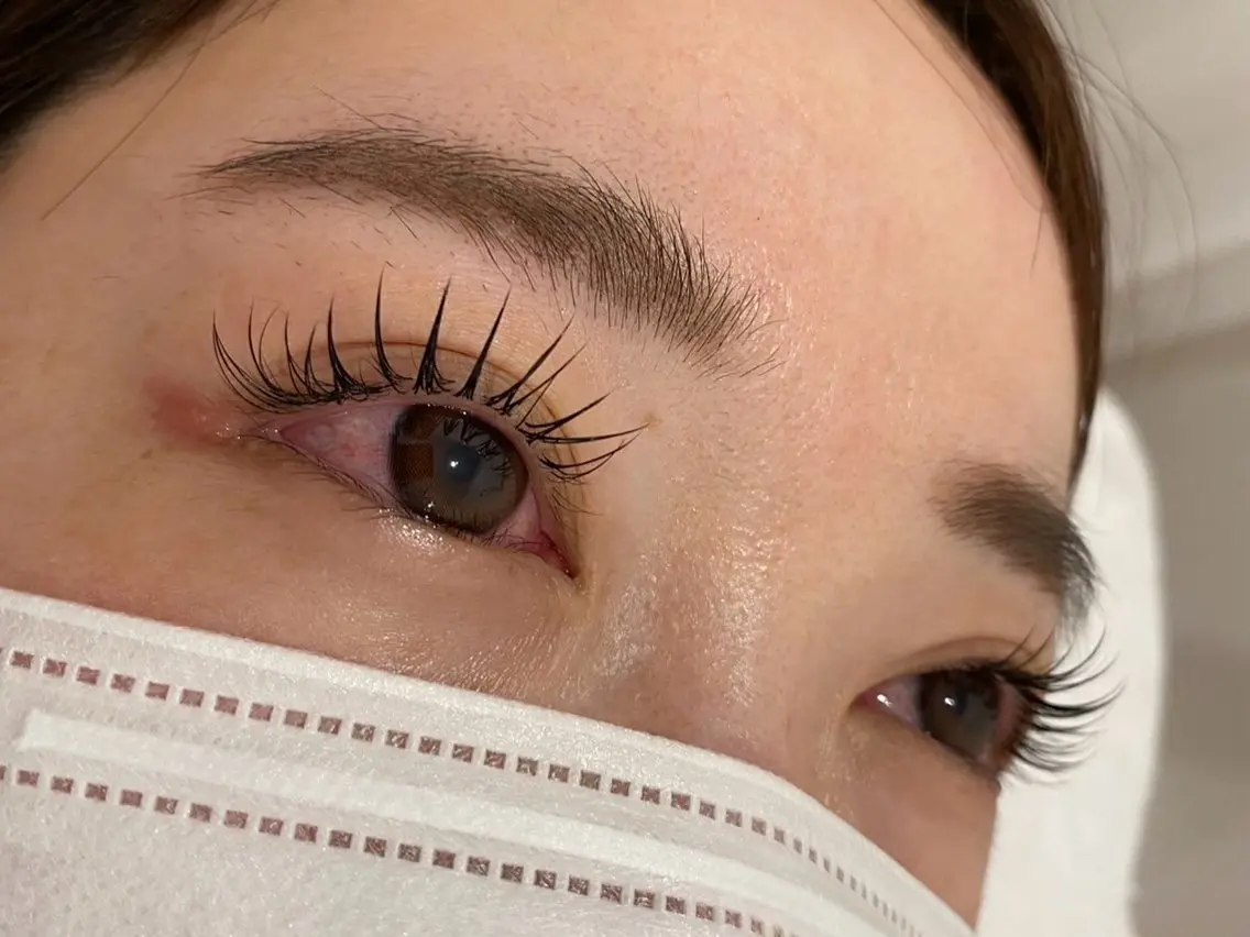マツエク・マツパ 束感まつ毛 フラットラッシュ 韓国風マツエク 成美SALON eye&nailのマツエク・マツパデザイン
