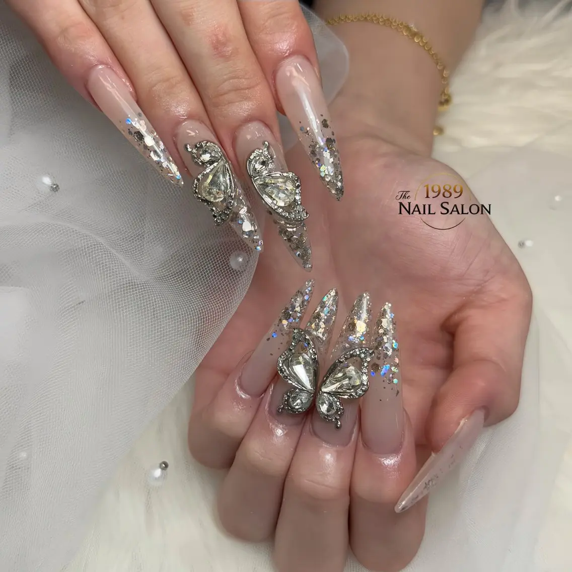 ネイル ロングネイル スーパーロングネイル ハンドネイル The 1989 Nail Salonのネイルデザイン