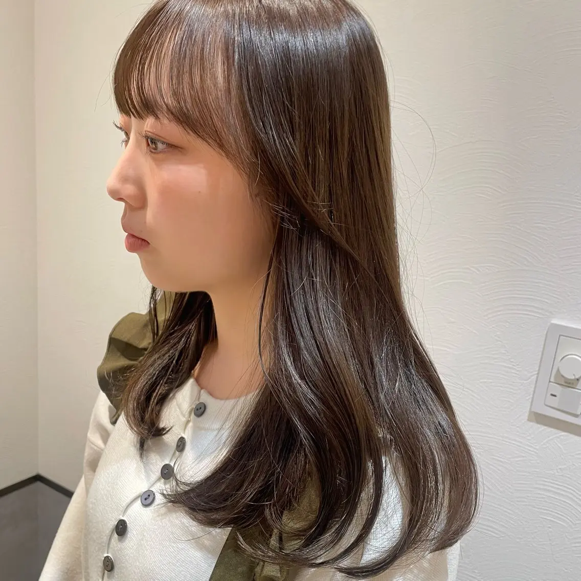 ロング カラー ヘアアレンジ 透明感カラー ダブルカラー kana .のヘアスタイル