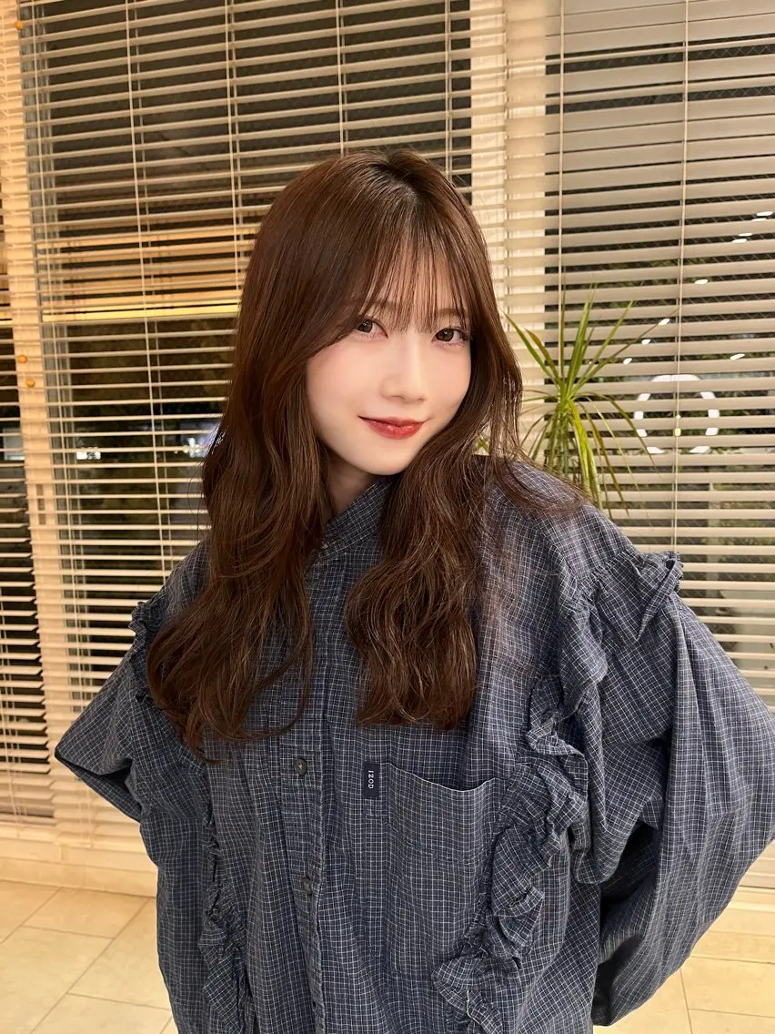 ロング カット ヘアカラー yura /レイヤーカットのヘアスタイル