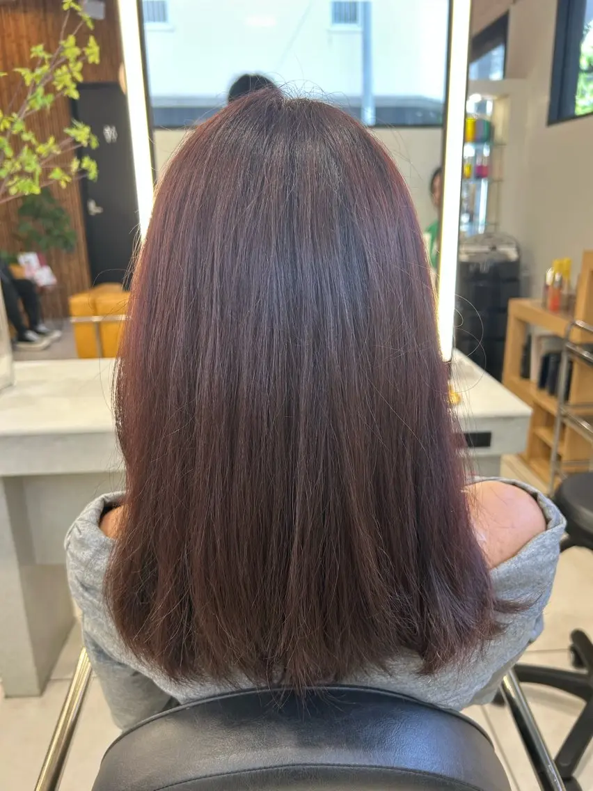 セミロング カラー レッドカラー カット ヘアカラー 榊原 純佑のヘアスタイル