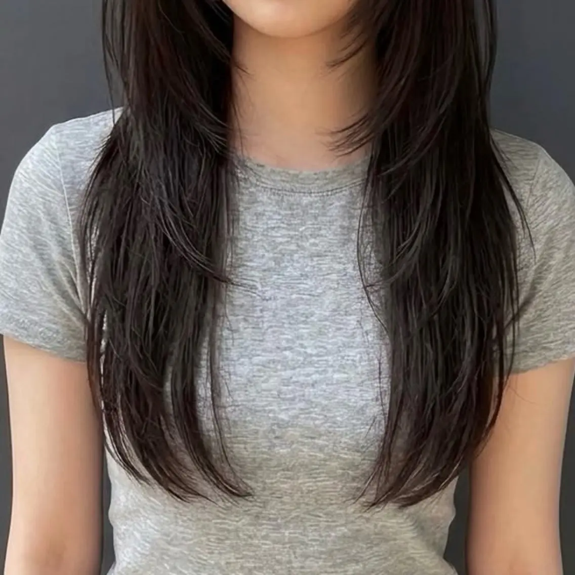 セミロング 森 いずなのヘアスタイル