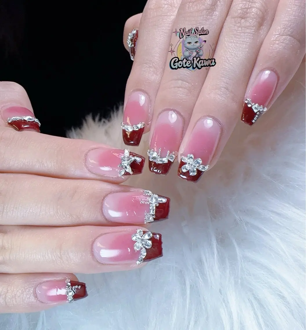 ネイル アートネイル 長さ出し キラキラネイル ピンク リボン ハンドネイル ハンドケア Gote Kawa nail salonのネイルデザイン