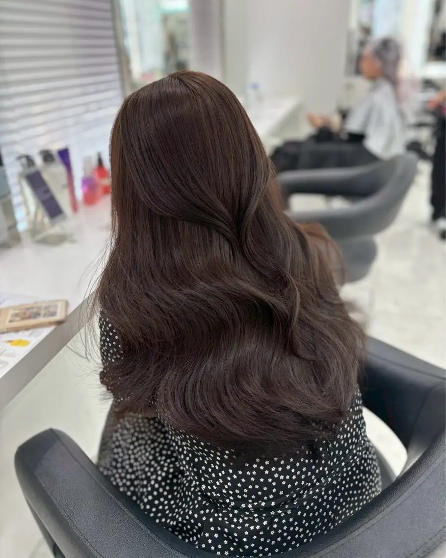ロング カラー 佐藤 笑瑠のヘアスタイル