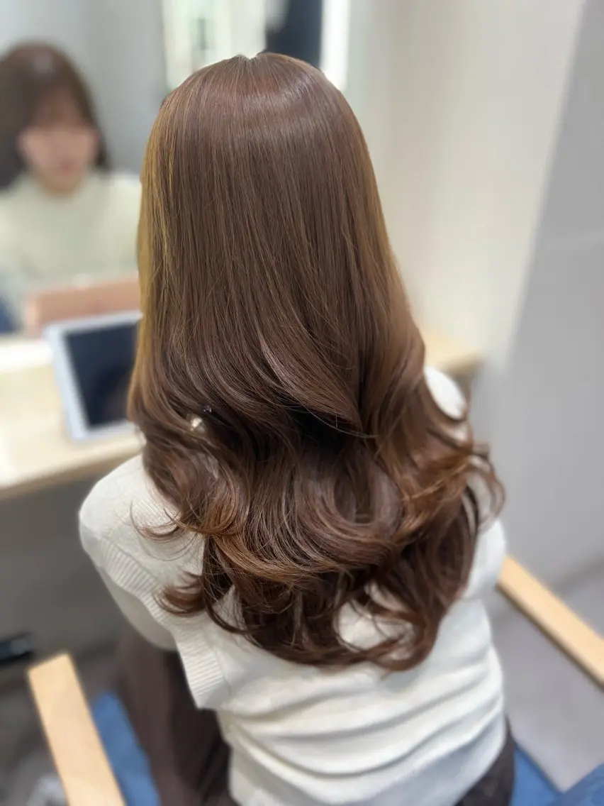 ロング SOYON AYAKAのヘアスタイル