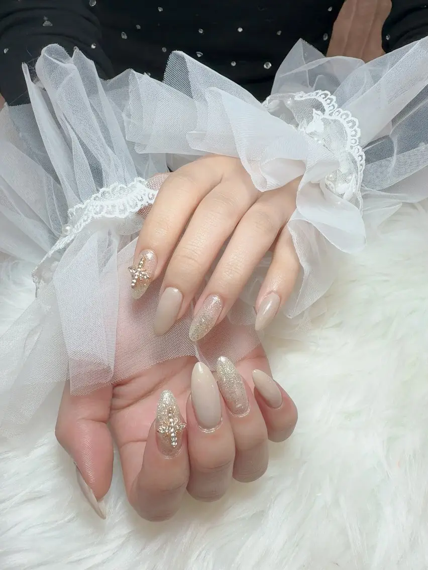 ネイル ジェルネイル グラデーション ロングネイル 持ち込み スカルプネイル ありさ ARISAのネイルデザイン