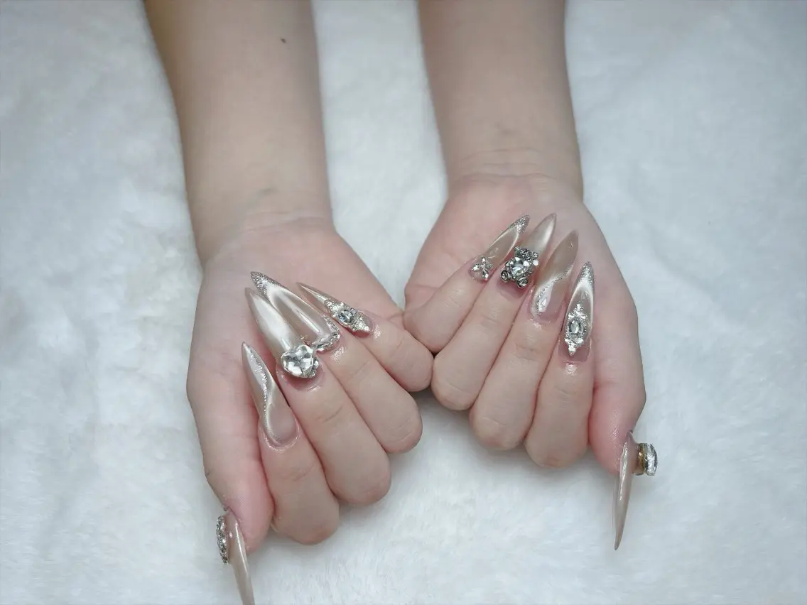 ネイル 長さ出し 持ち込み nemo nailのネイルデザイン