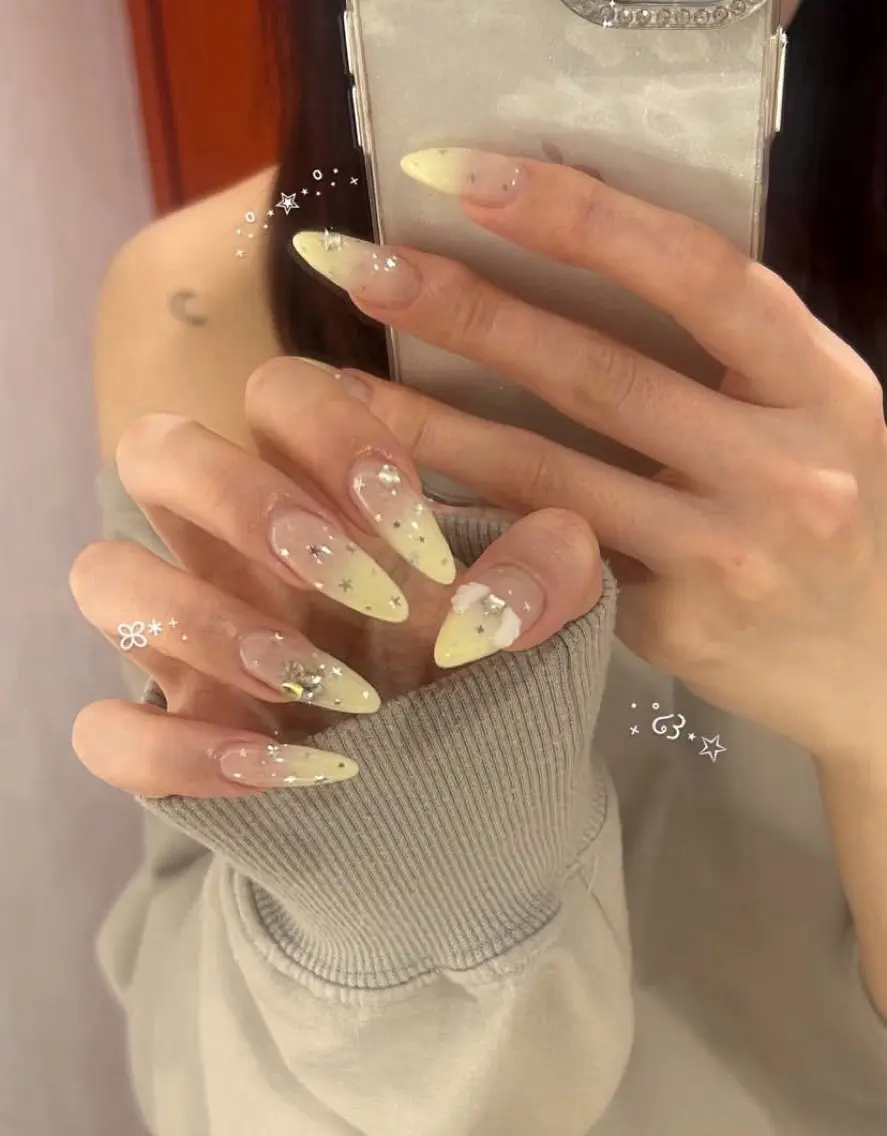 ネイル アートネイル オーロラネイル チークネイル フレンチネイル ガラスフレンチ ハンドネイル 🎀🎀YooLi Nail Salonのネイルデザイン