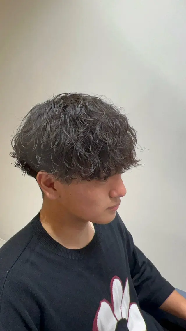 【土日祝限定⠀】メンズカット+パーマ 20%オフクーポンの写真