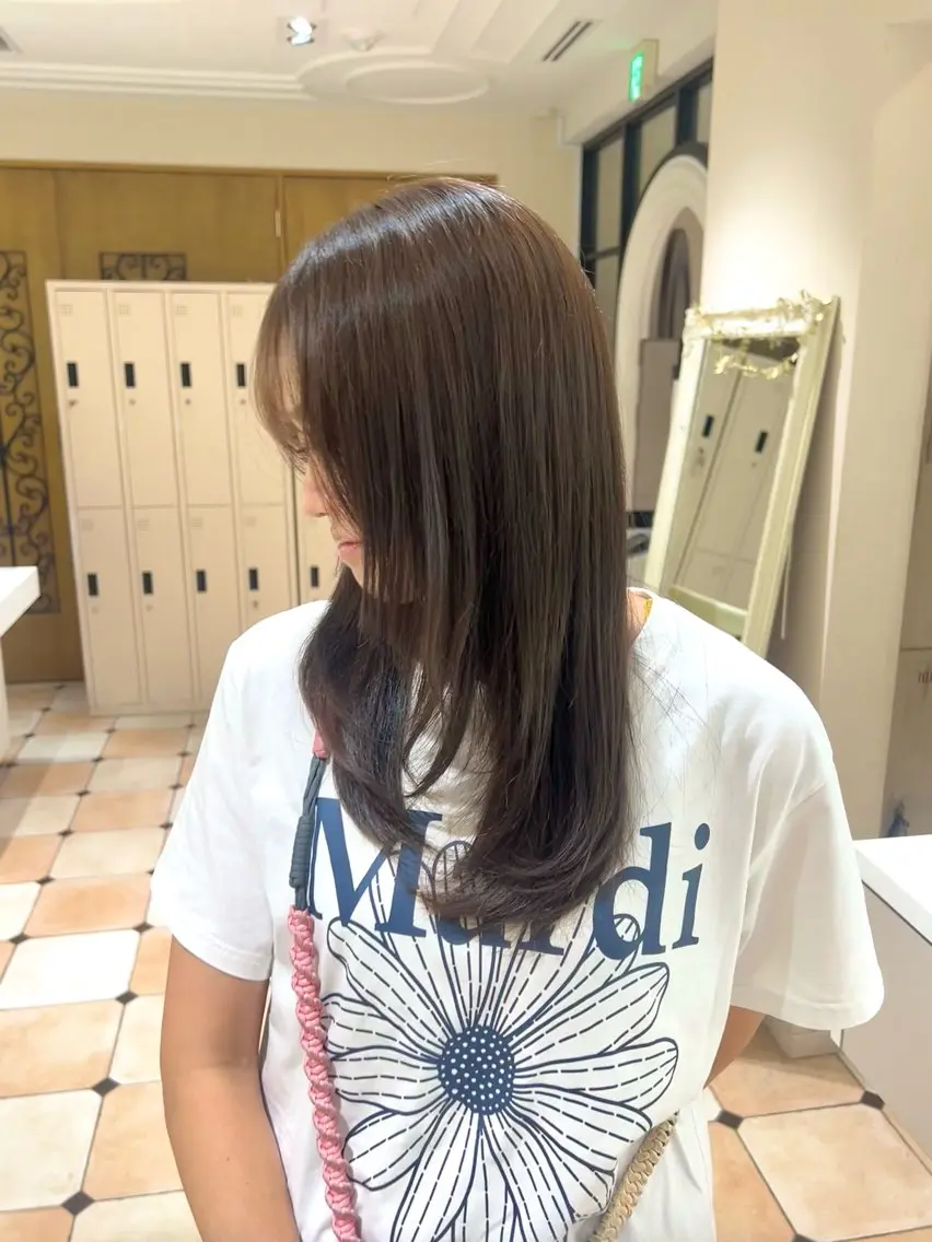 ロング カラー オリーブカラー レイヤーカット カット ヘアカラー トリートメント 新宿/レイヤーカット /🫧祝迫愛艶のヘアスタイル