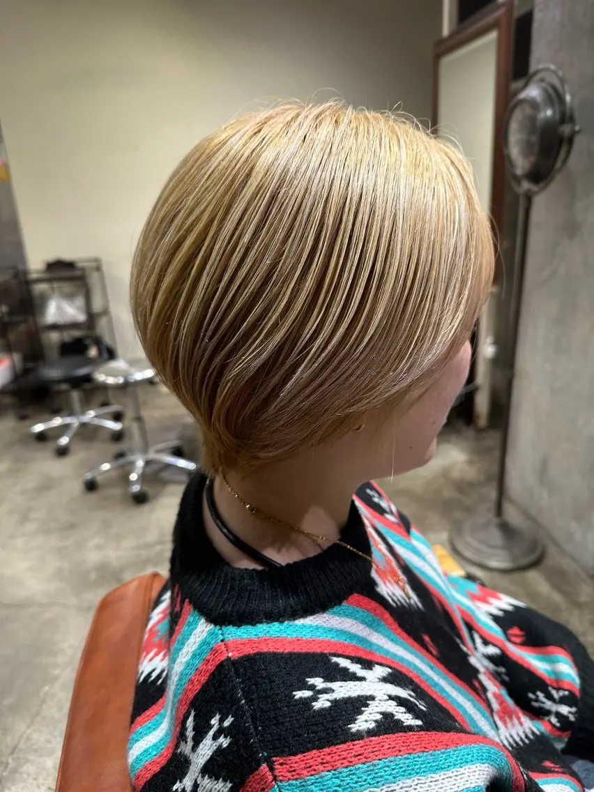 ショート 🔥コテ巻き風 ボブパーマ🔥のヘアスタイル