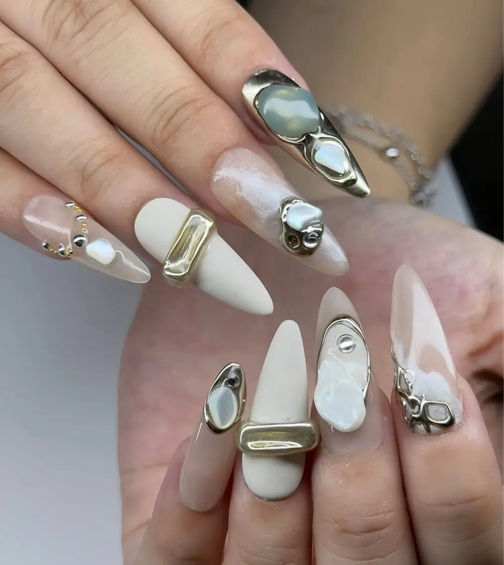 ネイル ブラウン チークネイル 桜ネイル 長さ出し フットネイル ハンドネイル XIINH NAIL SALONのネイルデザイン