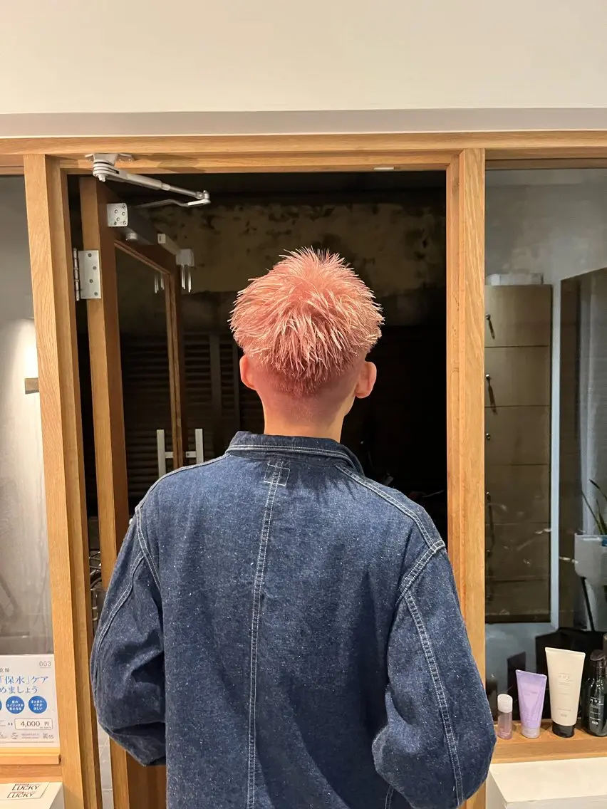 カラー hina 🛋️ブリーチカラーのヘアスタイル