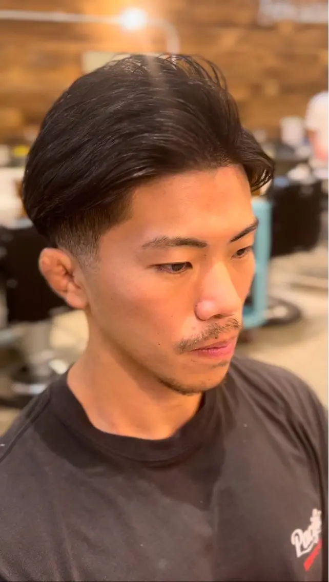 ショート メンズ 佐藤 唯のヘアスタイル