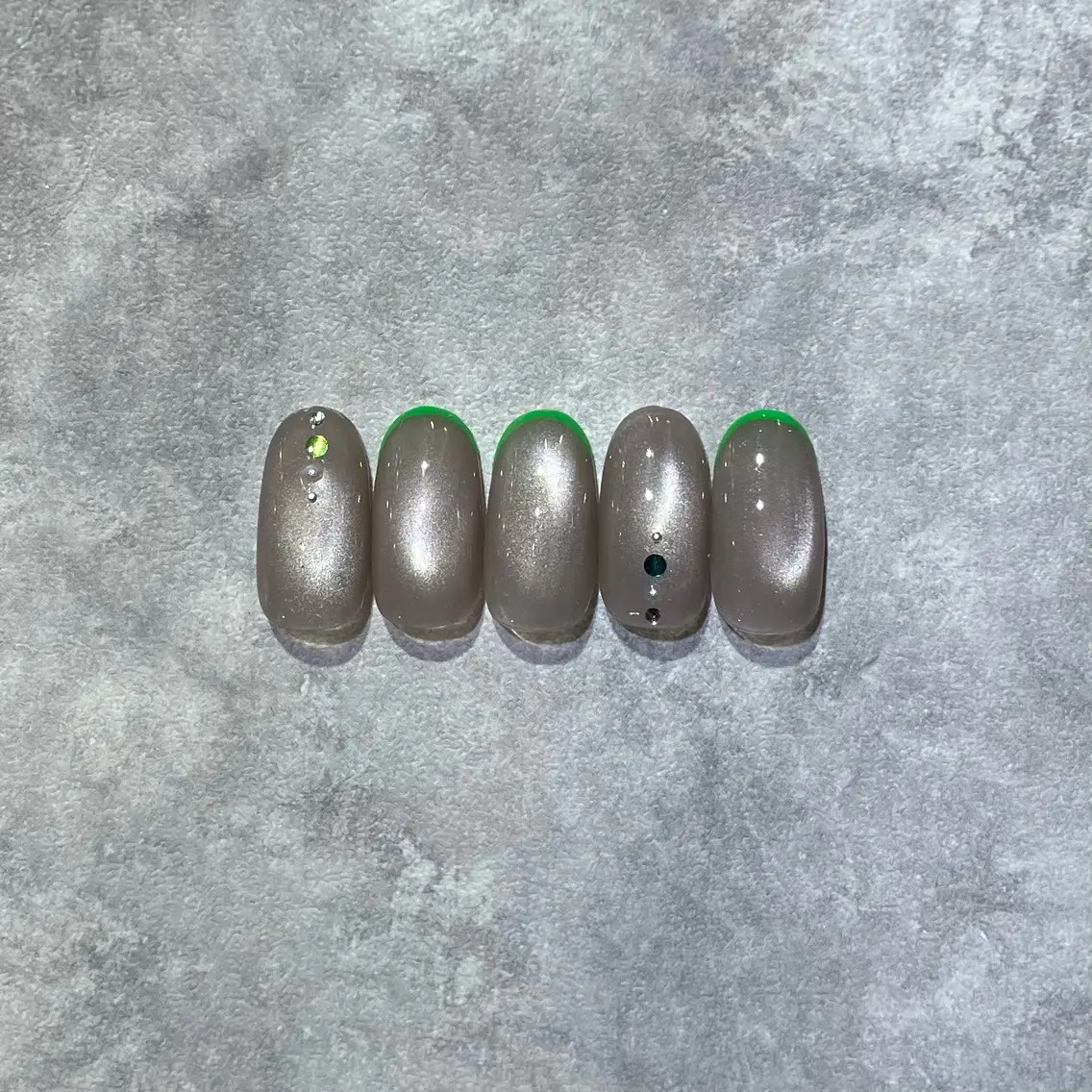 ネイル グリーン ハンドネイル Taketsugu Manaのネイルデザイン
