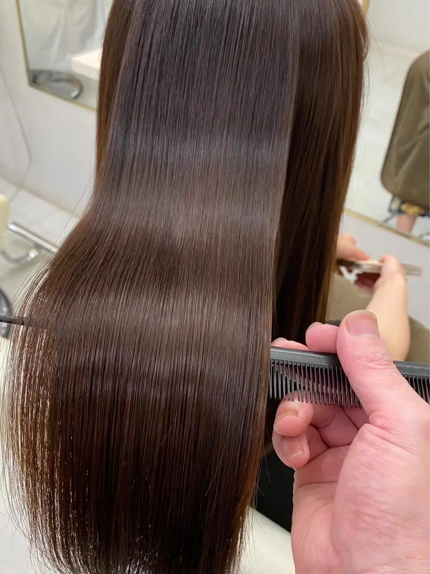 髪質改善プレミアムストレートエステ＋カットの写真
