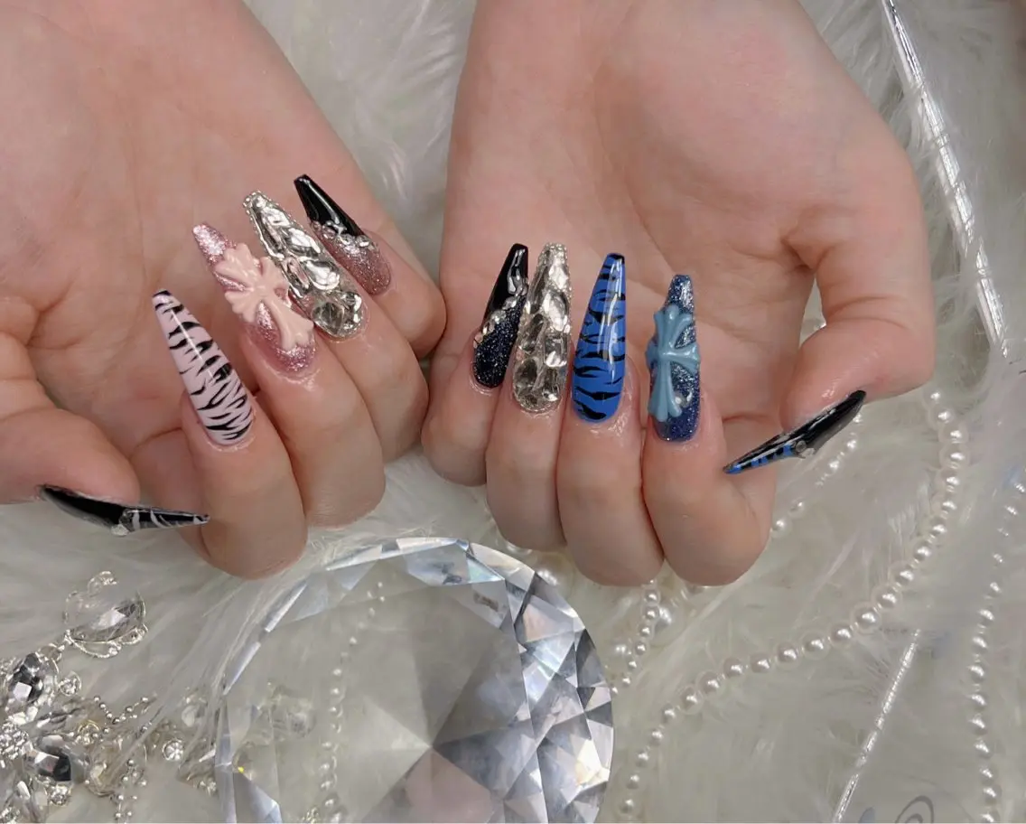 ネイル アートネイル オーロラネイル チークネイル 長さ出し フットネイル Miya _nailのネイルデザイン