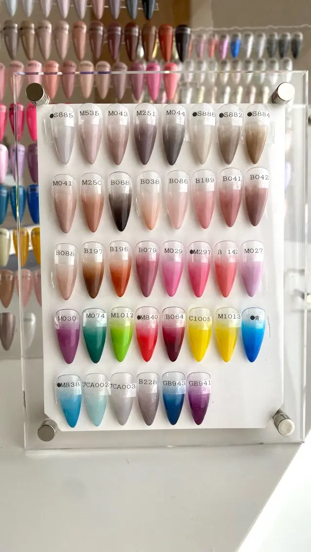 ネイル グラデーション Nail mimi．のネイルデザイン