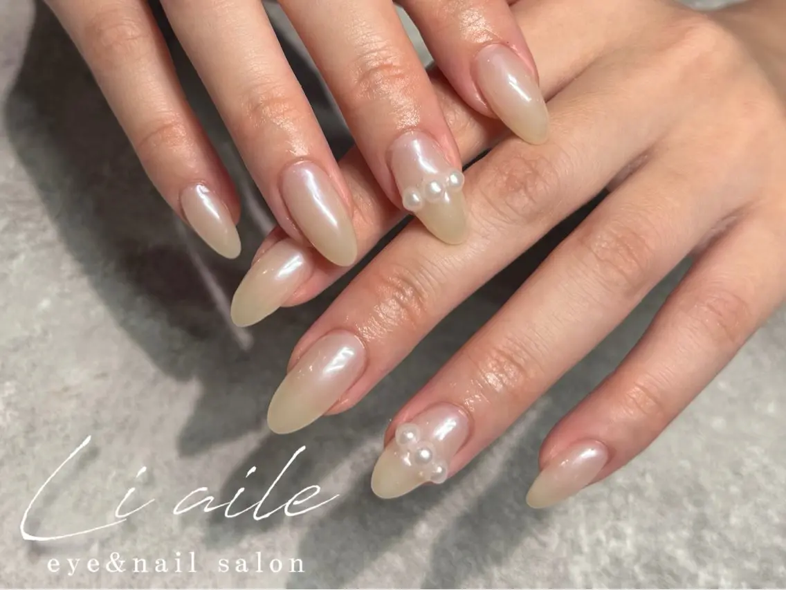 ネイル ミラーネイル ハンドネイル Li aile Aika🌙のネイルデザイン