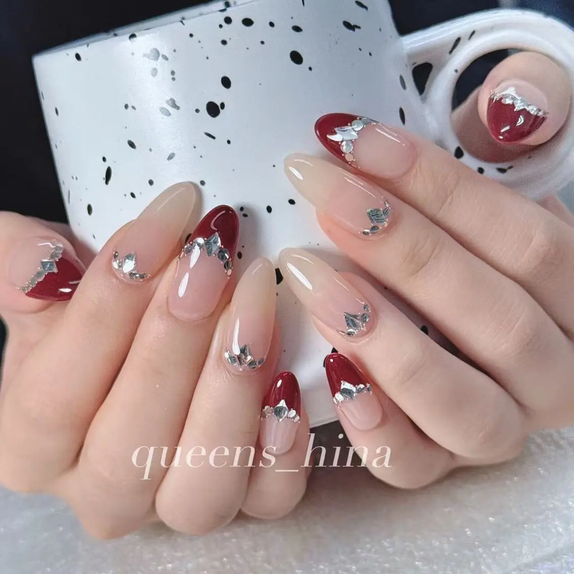 ネイル ハンドネイル Queens テイのネイルデザイン