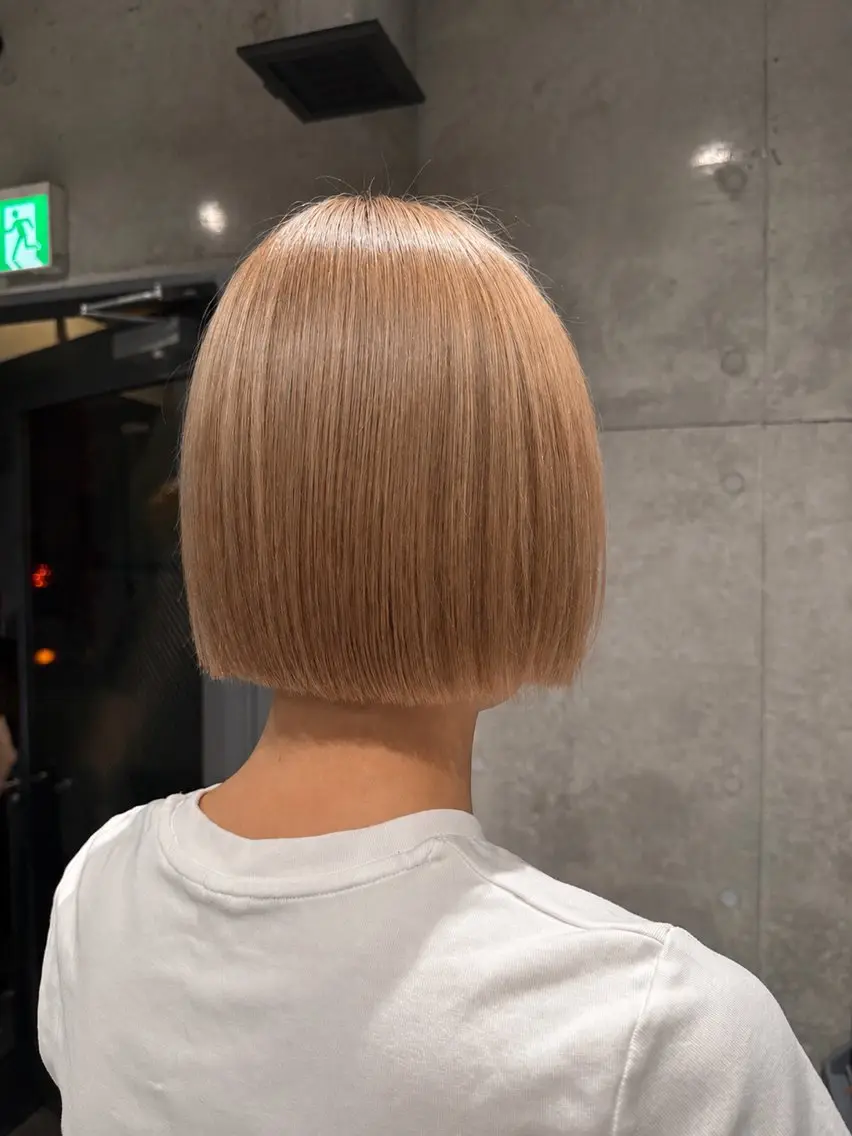 ショート カット ダブルカラー🌈/ ブリーチ/RIN💗のヘアスタイル