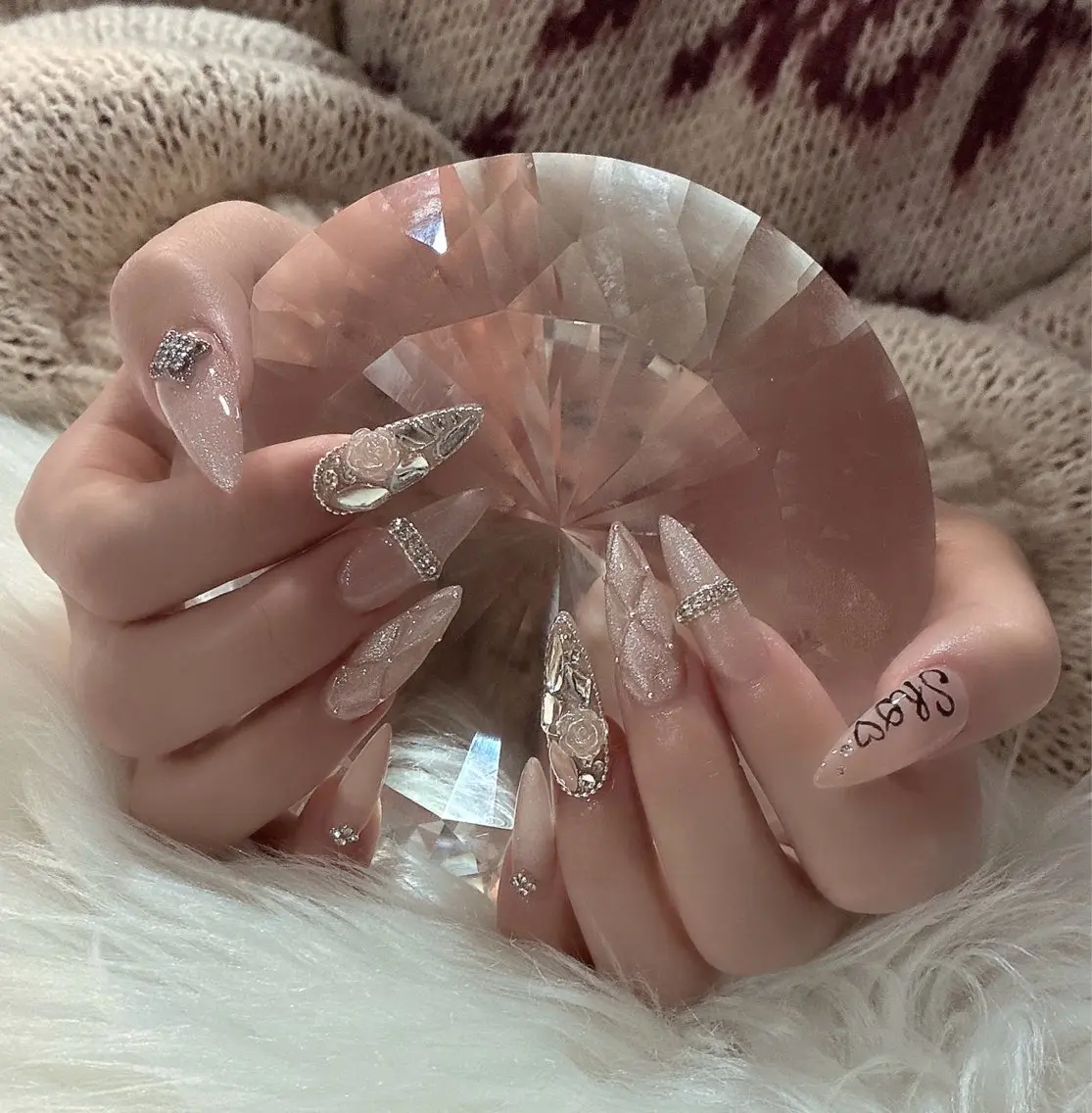 ネイル ハンドネイル LoaChaton kaeのネイルデザイン