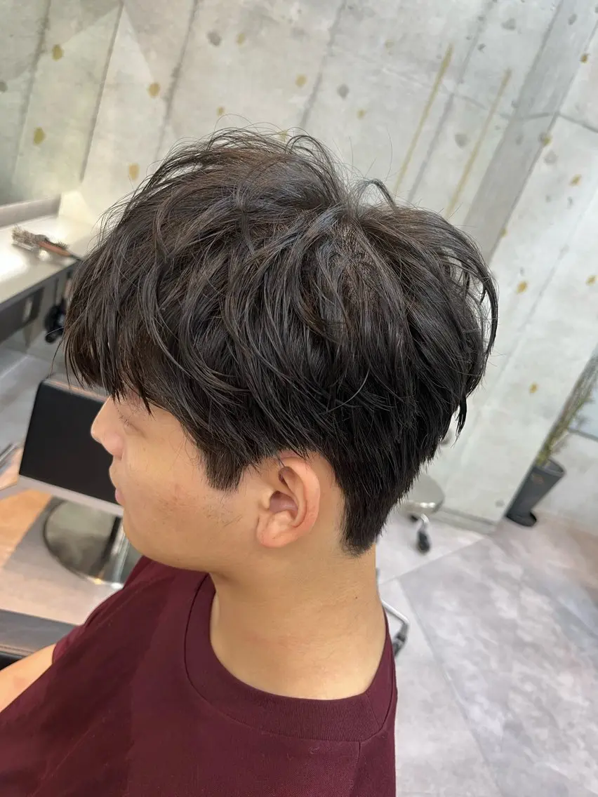 ショート パーマ メンズ 城山 拓実のヘアスタイル
