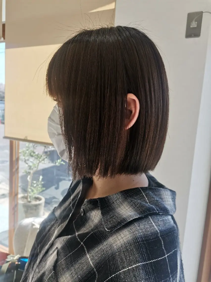 カット+ストレートパーマの写真