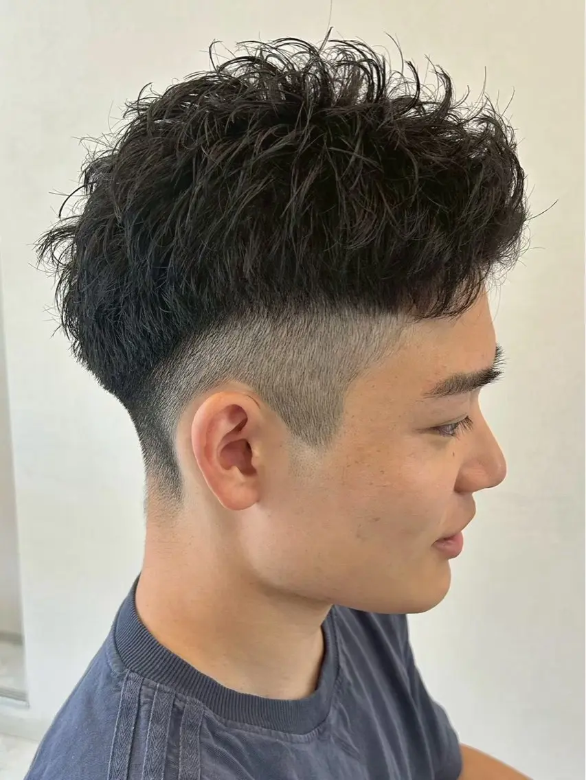 ショート センターパート 韓国ヘア・綾也のヘアスタイル