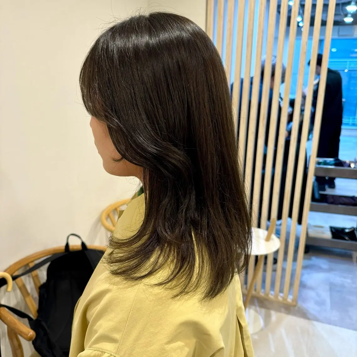 セミロング カット ヘアカラー 松木 花鈴のヘアスタイル