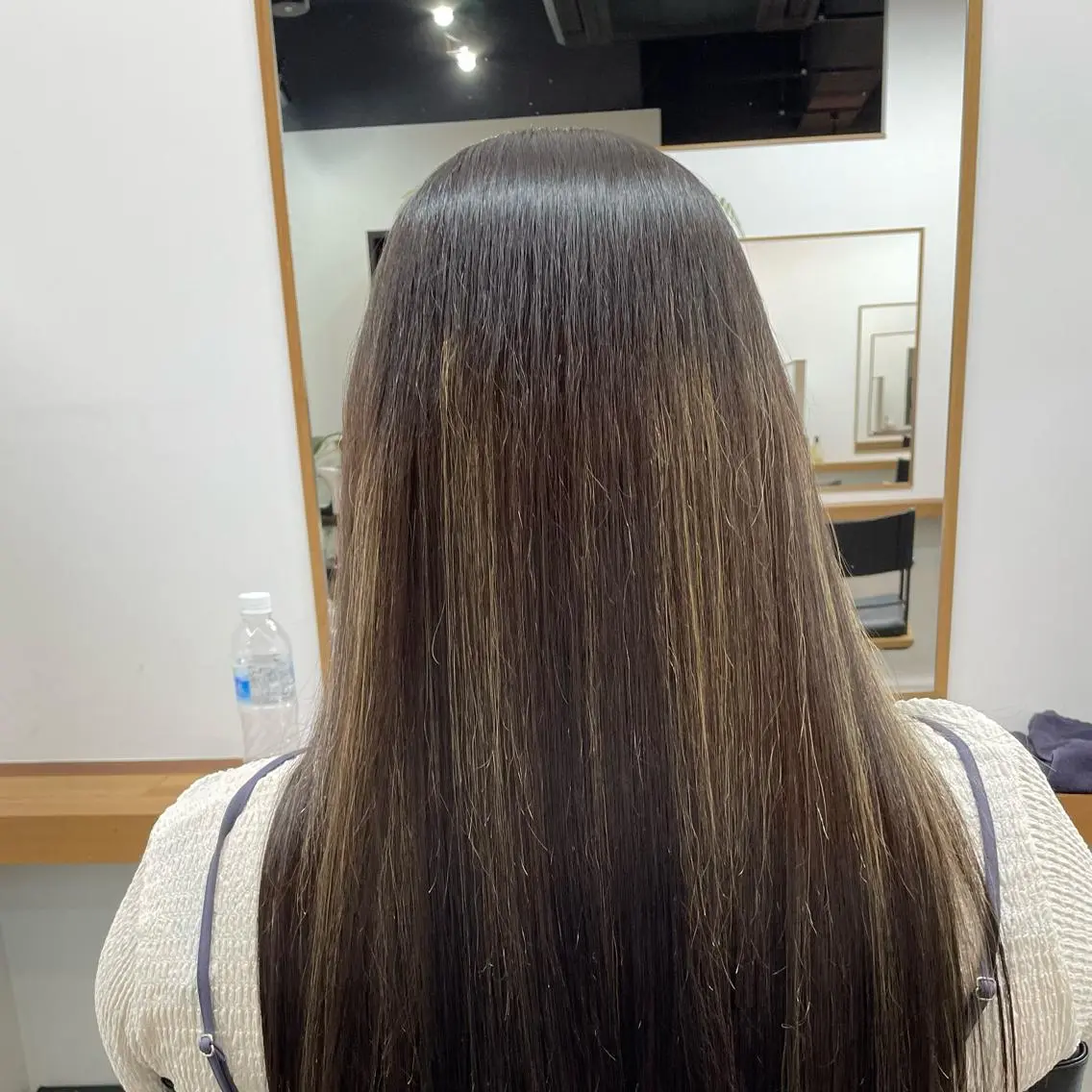 ロング 縮毛矯正 縮毛矯正 トリートメント ミルクティー× グレージュMOMOのヘアスタイル