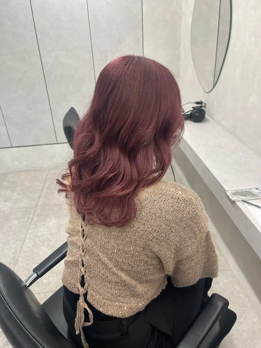 カラー ピンクカラー ヘアカラー モテカラー🫧💕 RIOのヘアスタイル