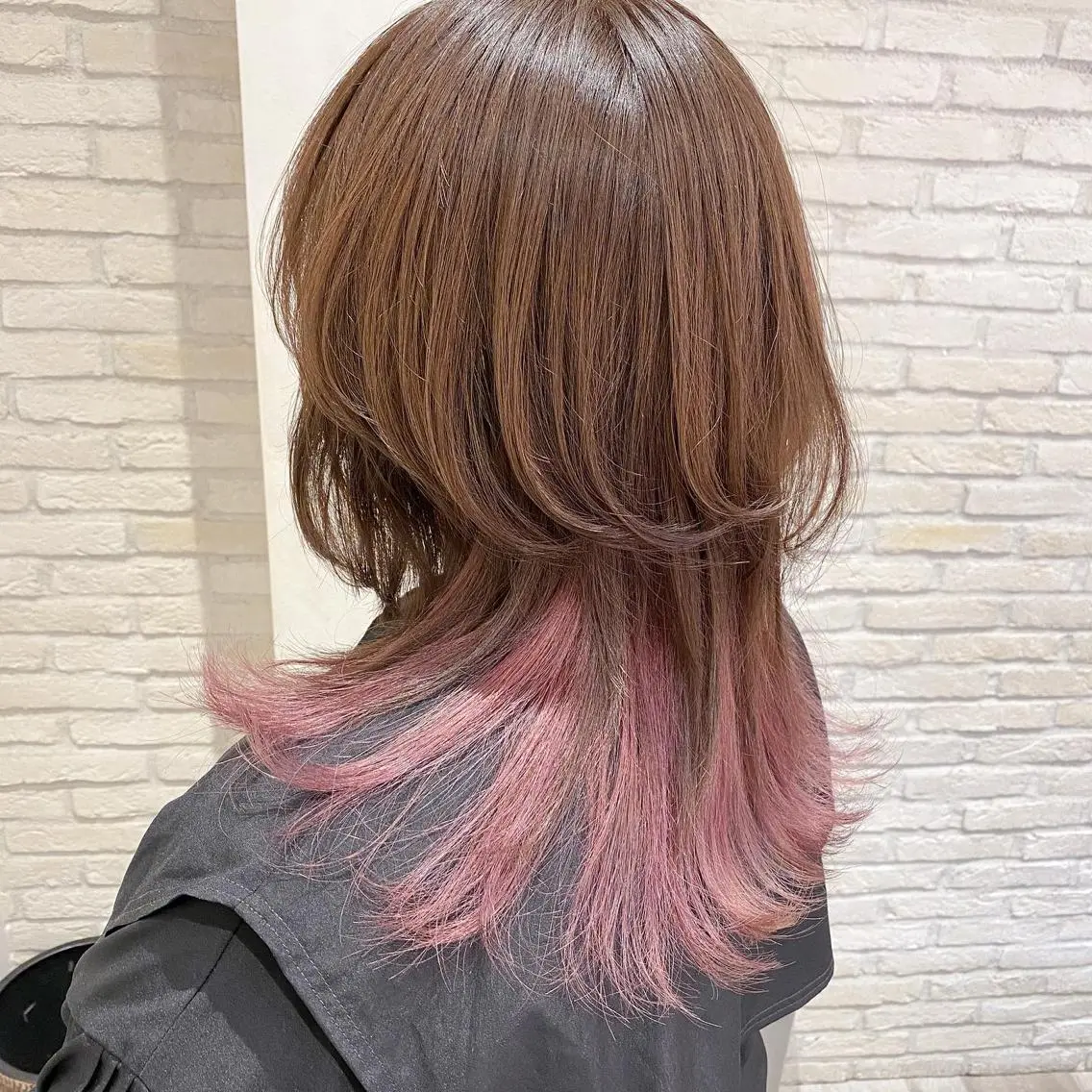ミディアム 横浜🍒ルーツカラー エクステ／RIEのヘアスタイル