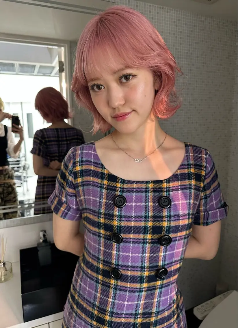 ミディアム カラー ヘアアレンジ ヘアカラー トリートメント ヘアセット MIYU/ケアブリ ーチカラー／デザインのヘアスタイル