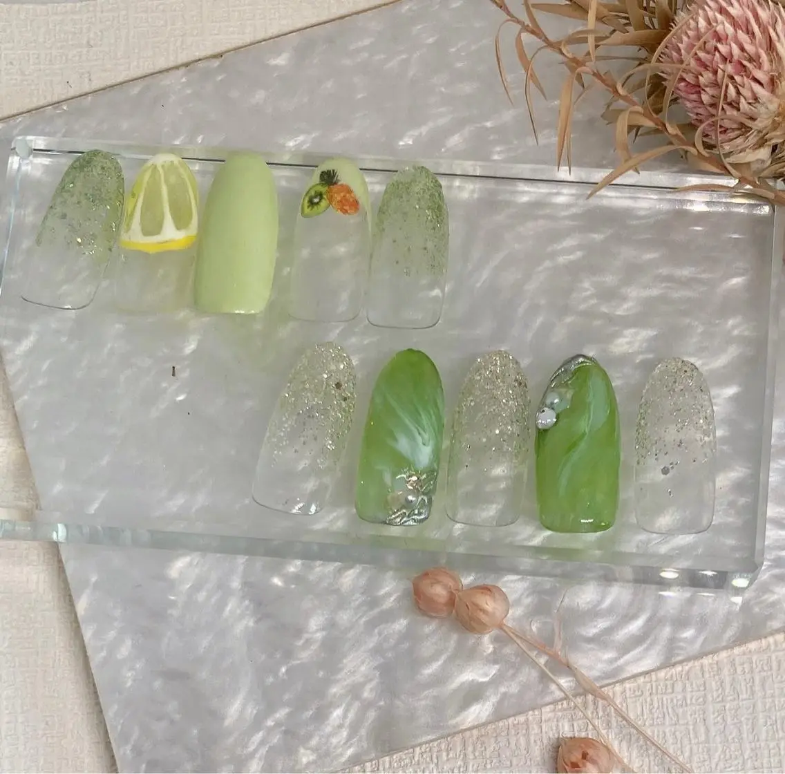 ネイル Agu. Nail tomoのネイルデザイン