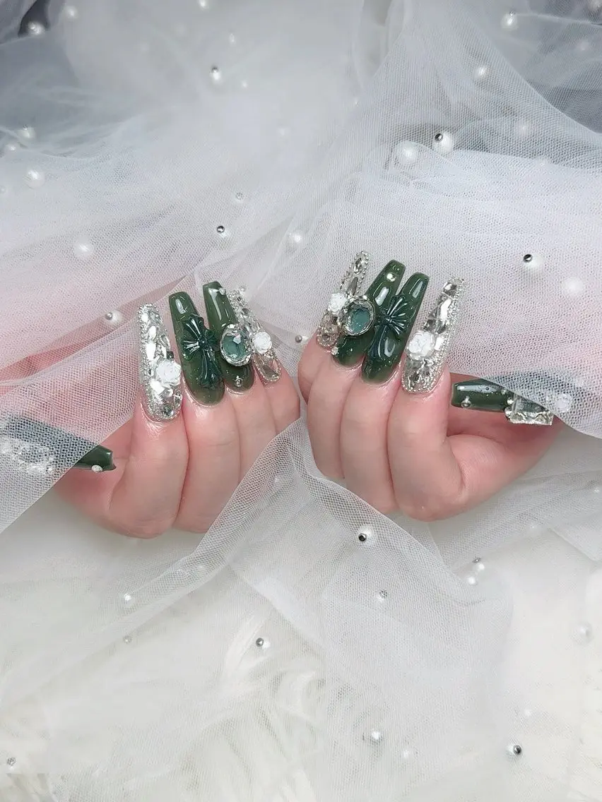 ネイル ハンドネイル ENsalon akiのネイルデザイン