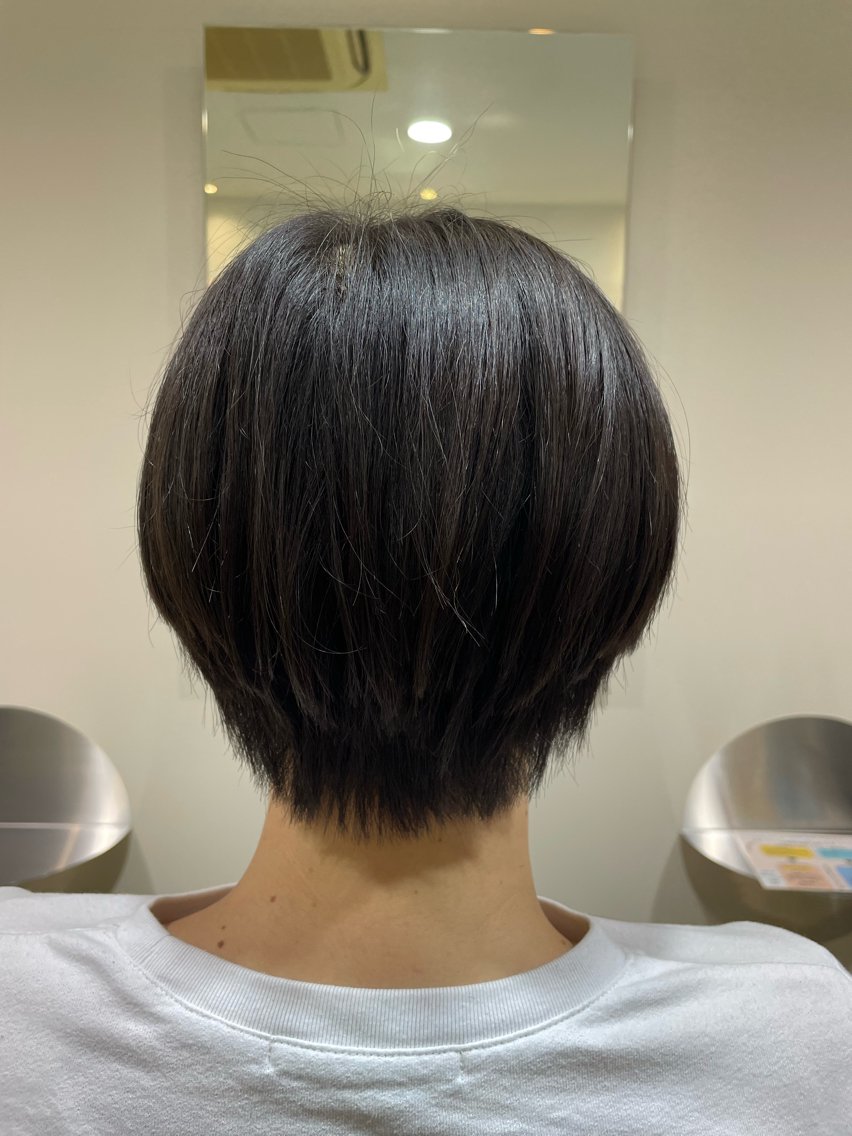 ショート ガレリアエレガンテ緑 杉浦のヘアスタイル