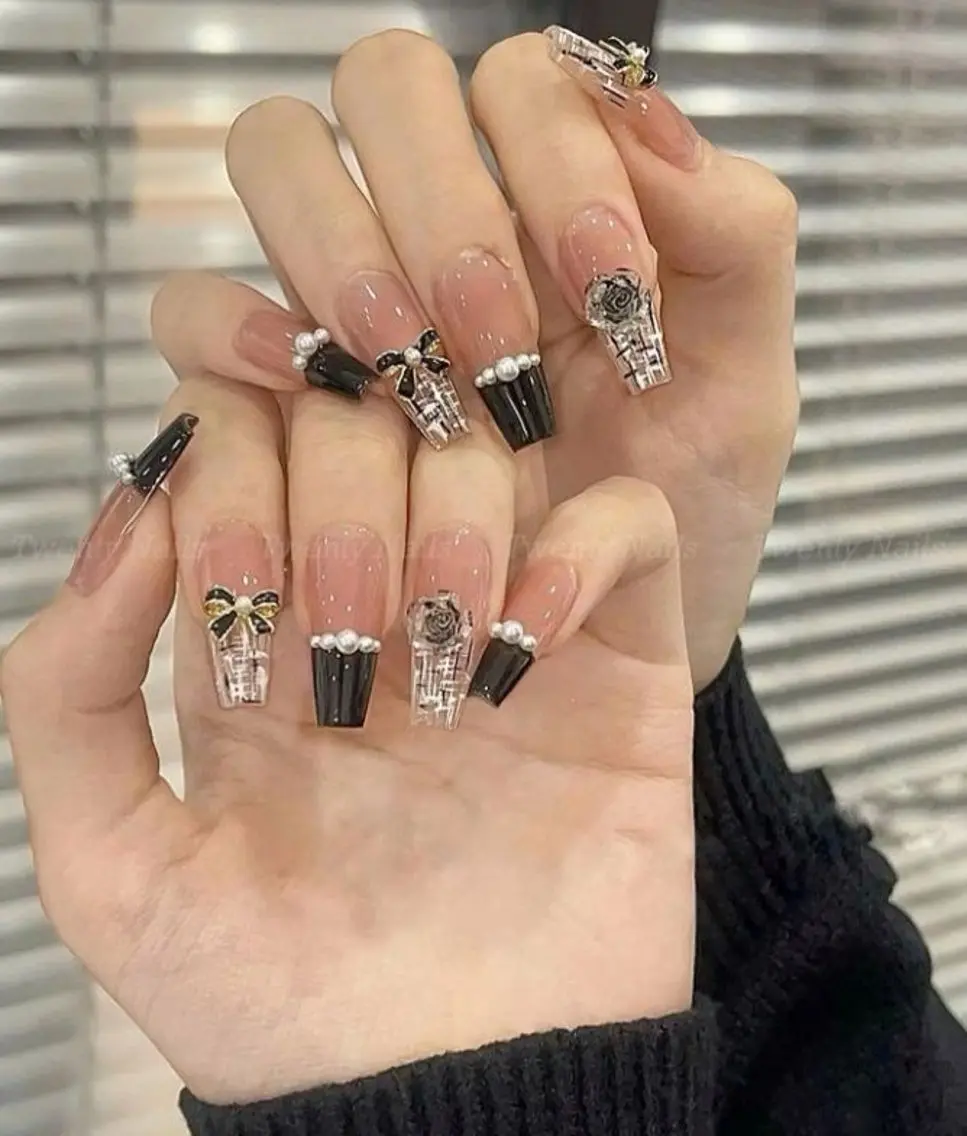 ネイル クリアネイル 長さ出し フラッシュネイル フレンチネイル ジェルネイル ハンドネイル kana nailのネイルデザイン