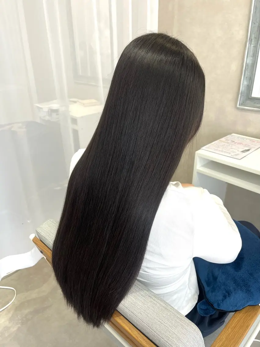 トリートメント 森 愛友のヘアスタイル