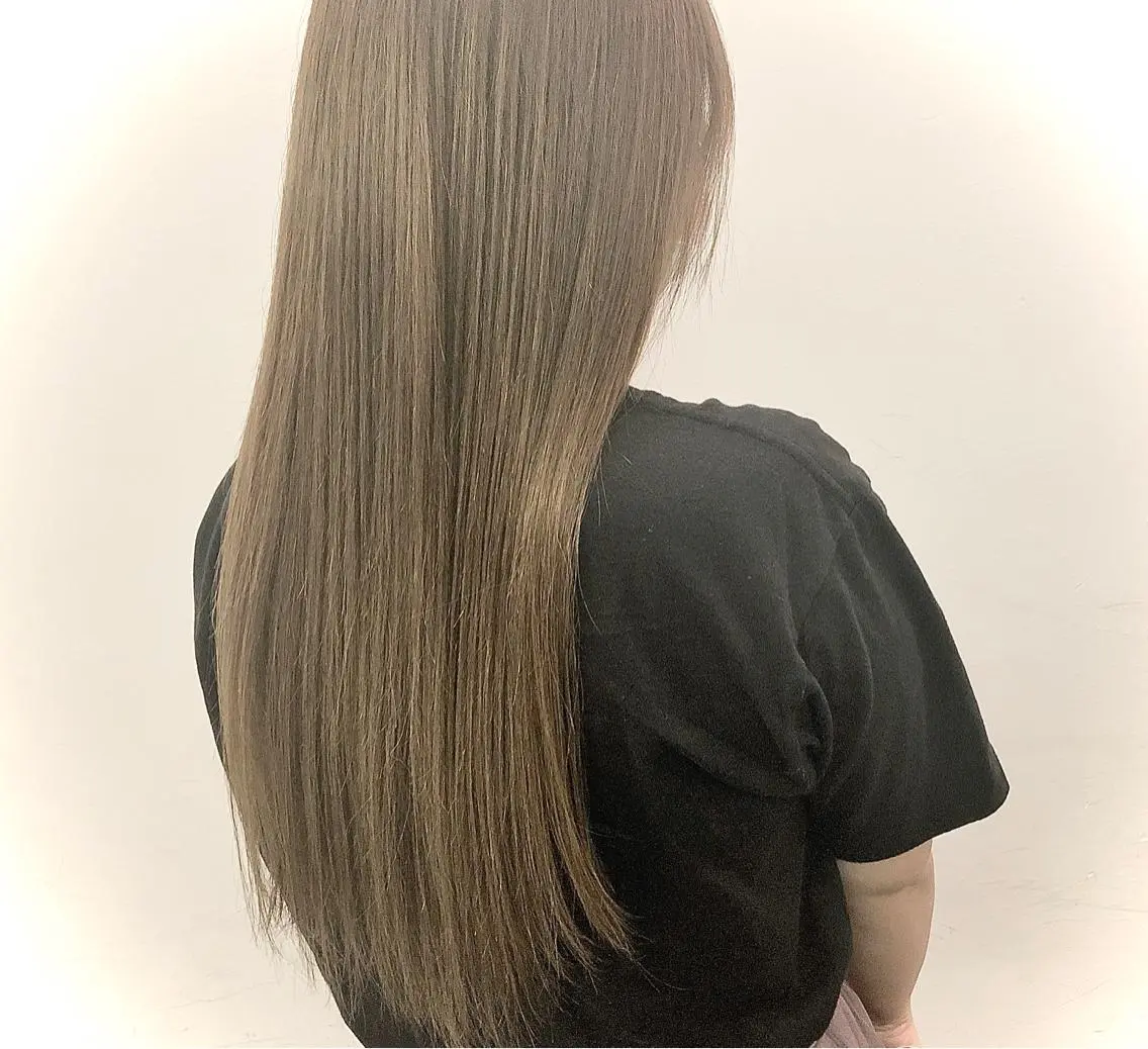 ロング カラー ベージュカラー ミルクティーベージュ ヘッドスパ メンズ レイヤー ウルフ 弓木啓輔のヘアスタイル
