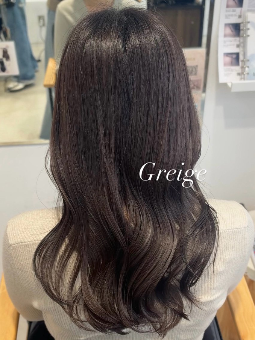 ロング カラー カット ヘアカラー Hana 🩰のヘアスタイル