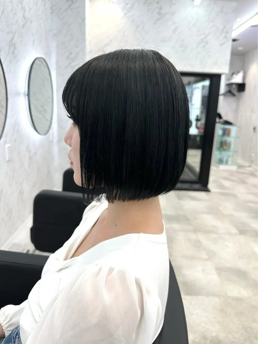 ショート カラー 前下がりボブ ボブ 韓国ヘア🎀 /♡𝓝𝓸𝓪♡のヘアスタイル