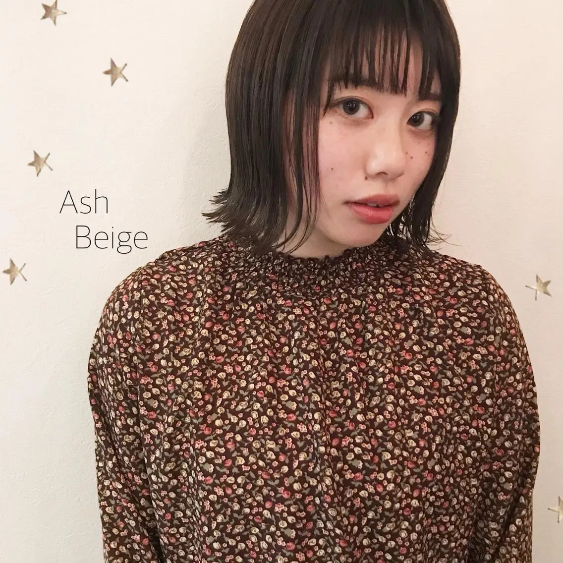 ミディアム カラー 市川 千夏のヘアスタイル
