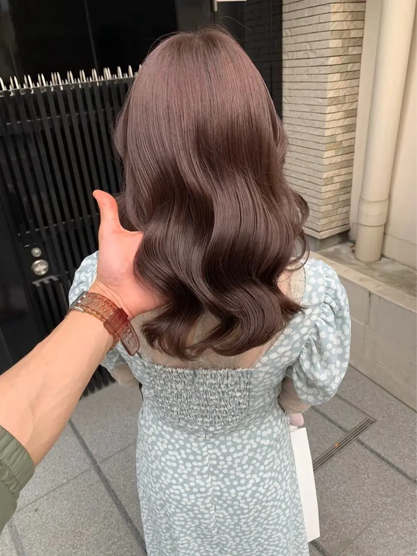 カラー 会社で浮かない 大人ヘア/心斎橋のヘアスタイル