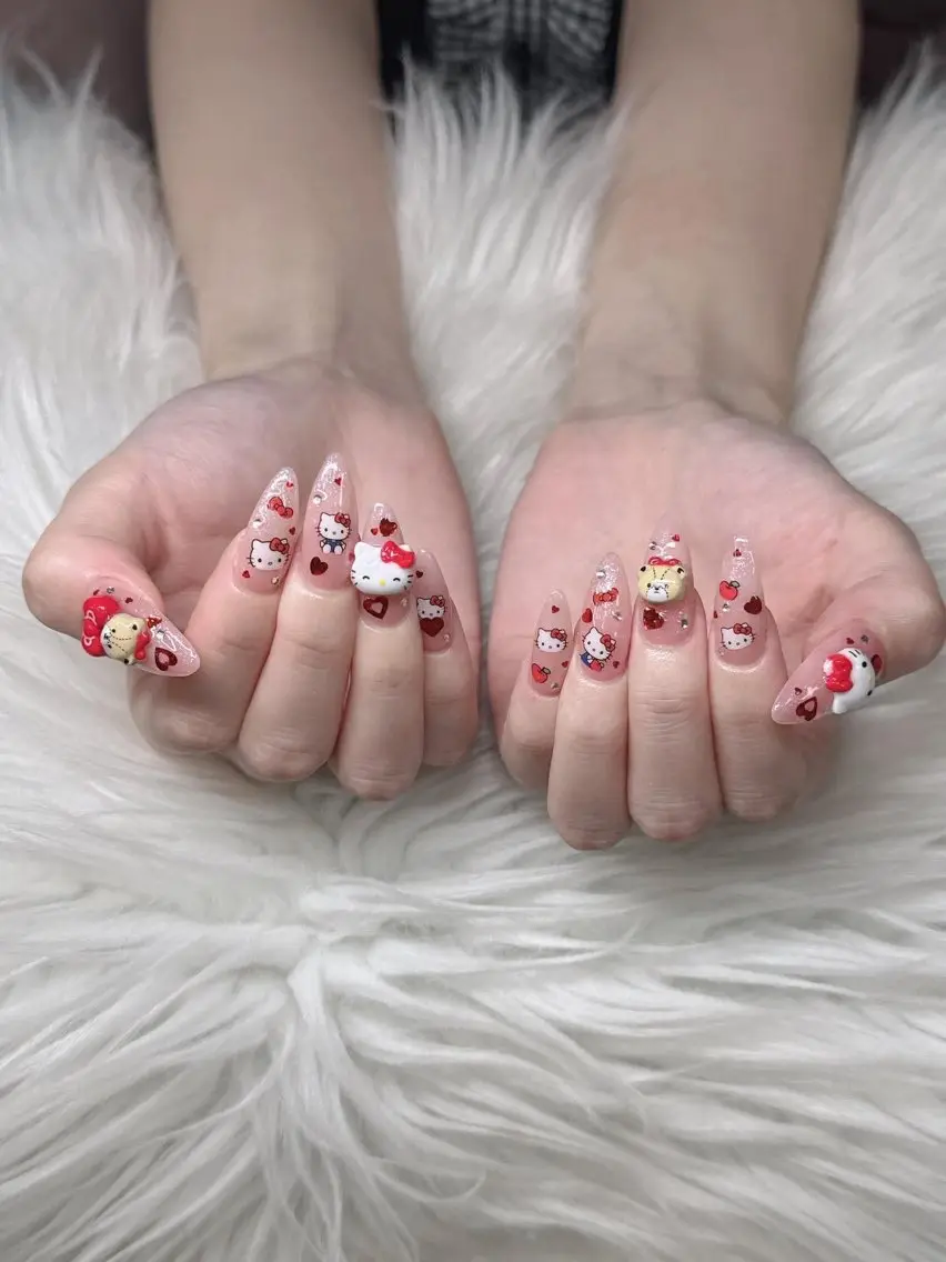 ネイル ハンドネイル Lee Nailsのネイルデザイン