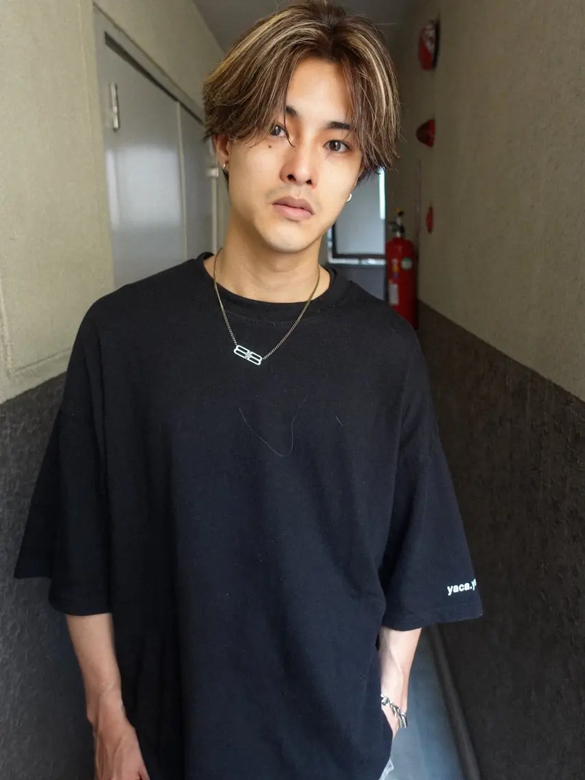 ショート メンズ ヘアカラー キタダ ヒロキのヘアスタイル