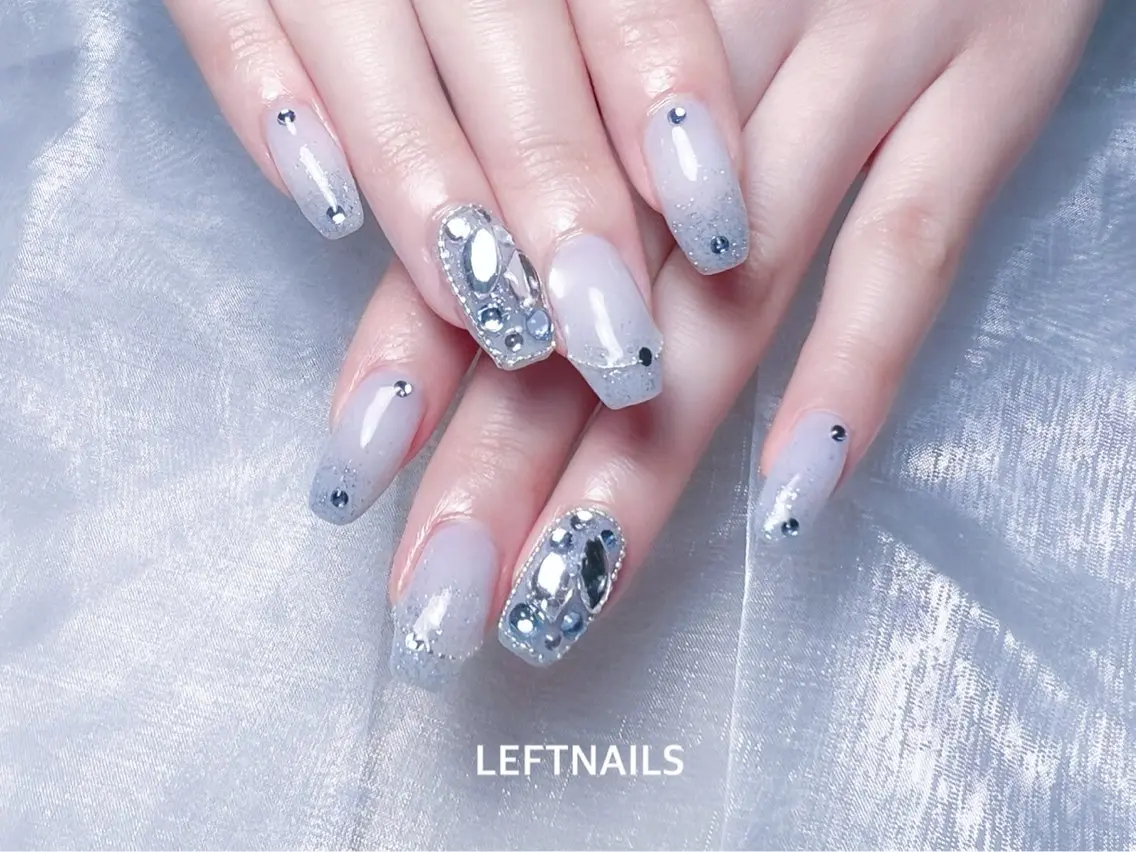 ネイル ハンドネイル LEFTNAILS フィルインニュアンスのネイルデザイン
