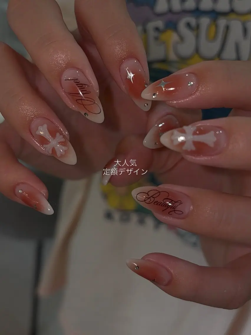 ネイル 韓国ネイル ハンドネイル nué nail 【halu】のネイルデザイン